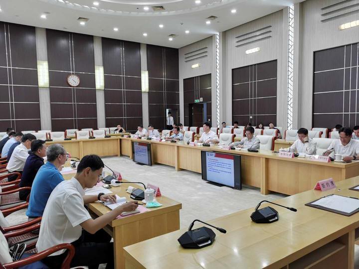 2024新奥资料免费精准061,实时数据分析_AWX57.863奢华版