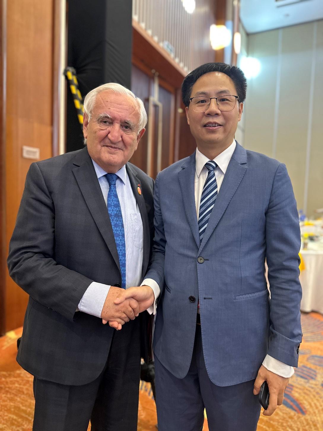 2024新澳门今晚西复国酒,数据详解说明_KEC57.252美学版