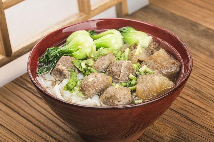 汕头煮饭工最新招聘启事，开启厨艺人生，感受变革的力量