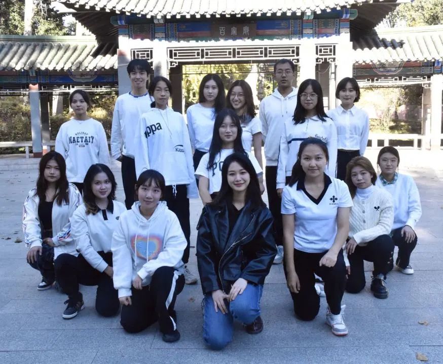 周佳凝最新动态揭秘,演艺之路的璀璨瞬间回顾