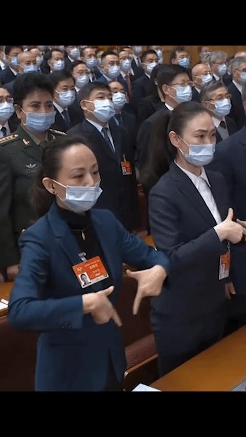 邰丽华的舞者之路,近期动态与自信成就的光芒