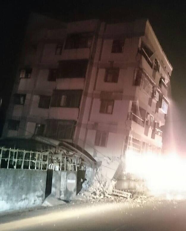 大楼倒塌事件回顾,背景、影响与时代地位探析(最新事件报道)