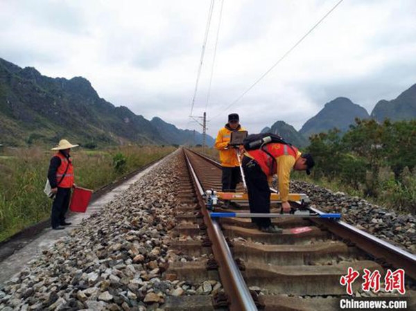 广西靖西修路最新进展,科技助力重塑交通脉络新闻播报