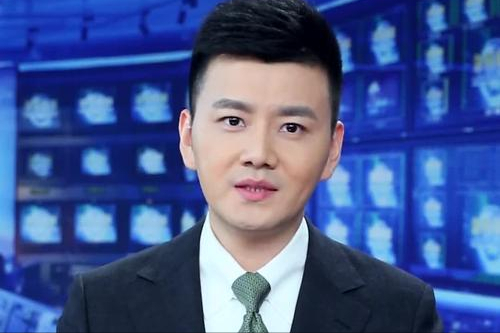 揭秘说天下最新男主持的日常趣事与友情纽带,揭秘新主持身份及趣事分享